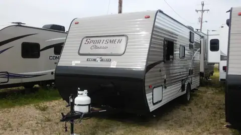 Call of The Wild RV Center photo 3