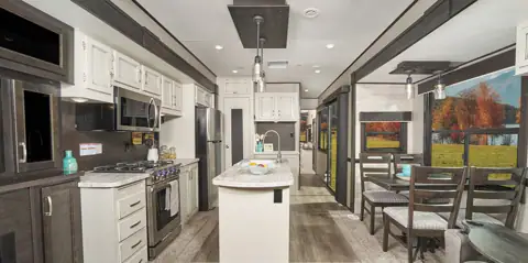Kuhl's Trailers Sales in Ingraham, IL