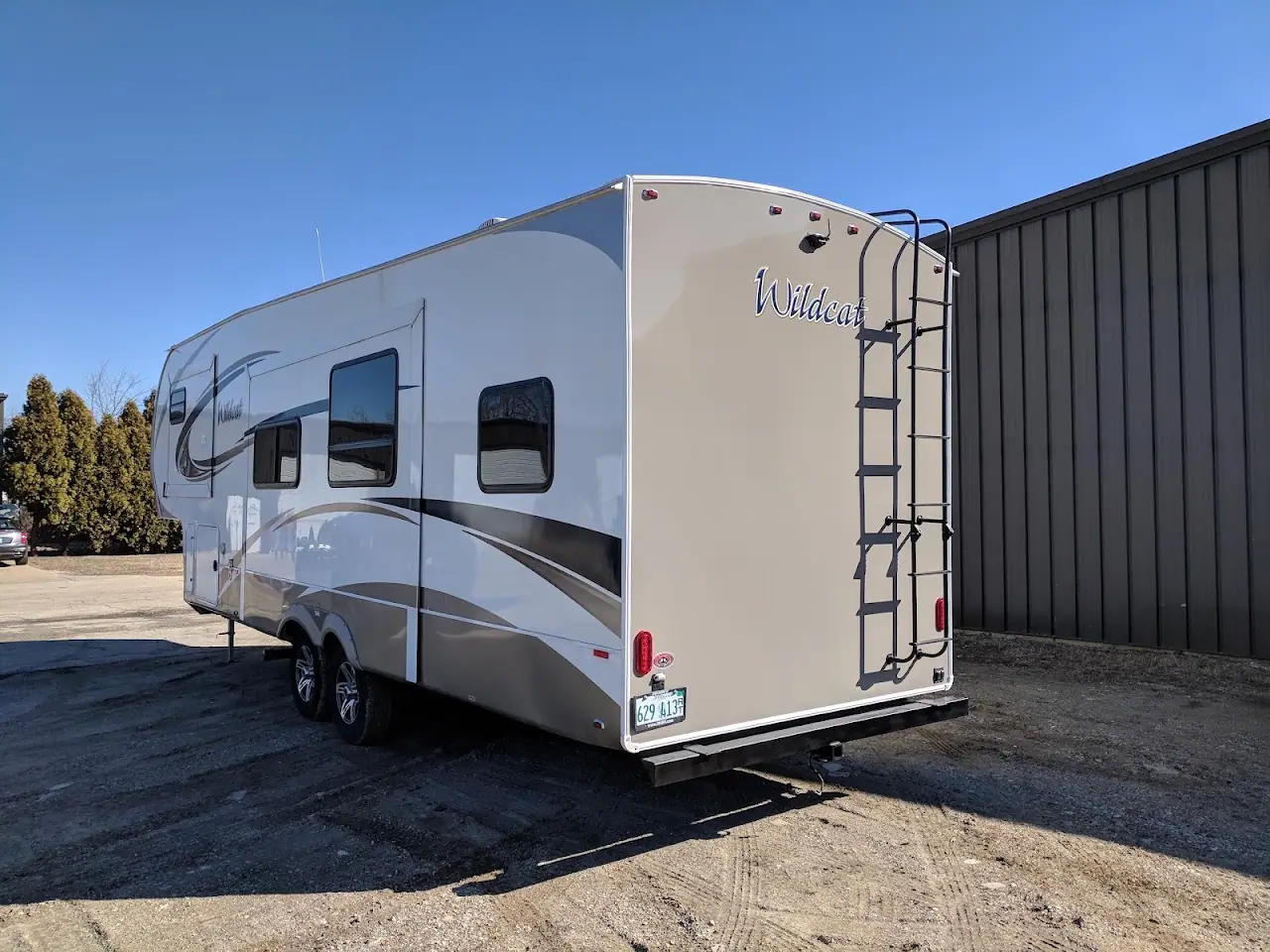 Dan Meyers, RV dealers in Waukegan