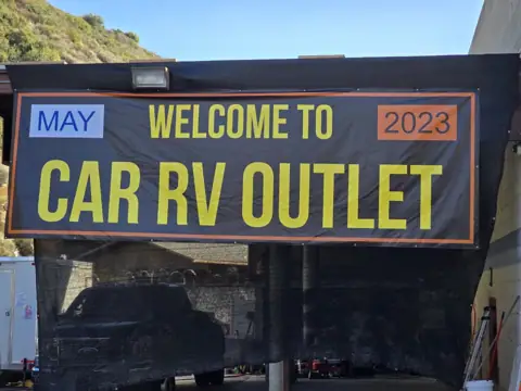 Car RV Outlet photo 2