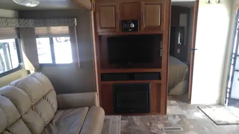 Bob's Camper & RV Inc photo 2