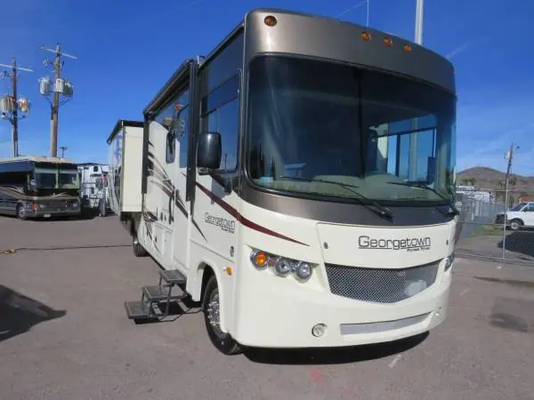 FUN GUYS RV LLC, RV dealers in Phoenix