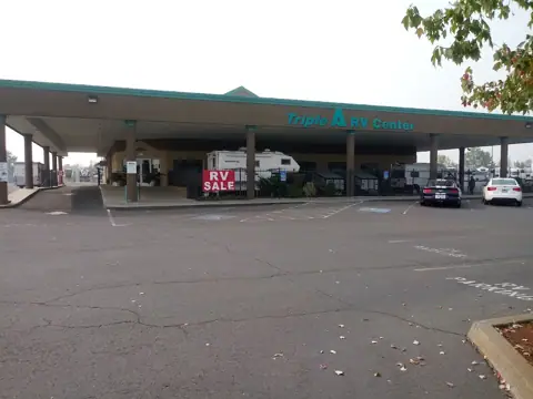 Camping World - Medford in Medford, OR