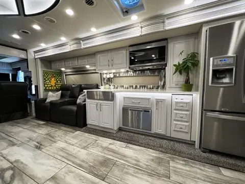Allstar Coaches RV Rentals in Coopersburg, PA