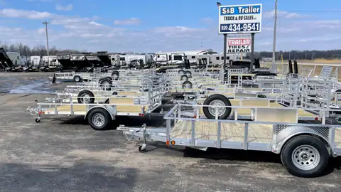 S & B Trailer Truck & RV Sales, LLC in Suamico, WI