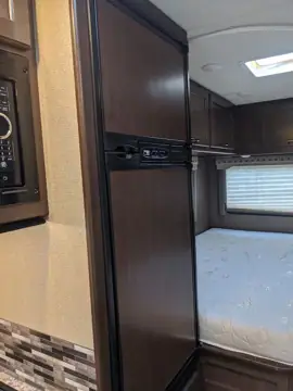 Rove RV Rentals photo 3