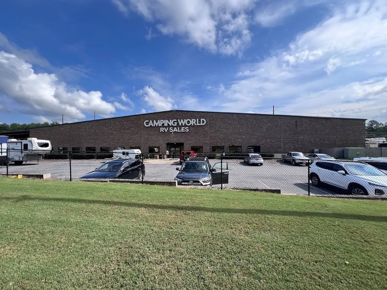 Camping World - Calera, RV dealers in Calera