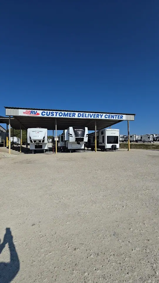 Fun Town RV, RV dealers in Hewitt