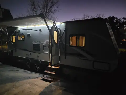 Wheels & Deals Autos & RV's in Roseville, CA