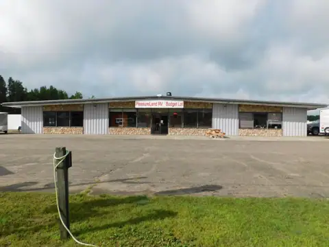 PleasureLand RV Wholesale Outdoor Recreation & Supply photo 2