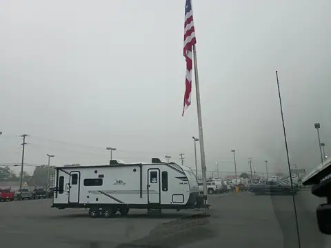 Weimer Camper Sales photo 3