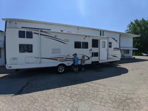 Davis Camper Sales and Rentals photo 3