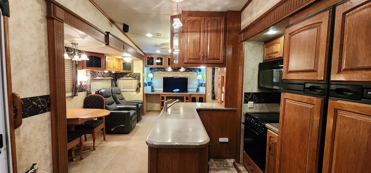 Rocky Mountain RV, RV dealers in Lehi