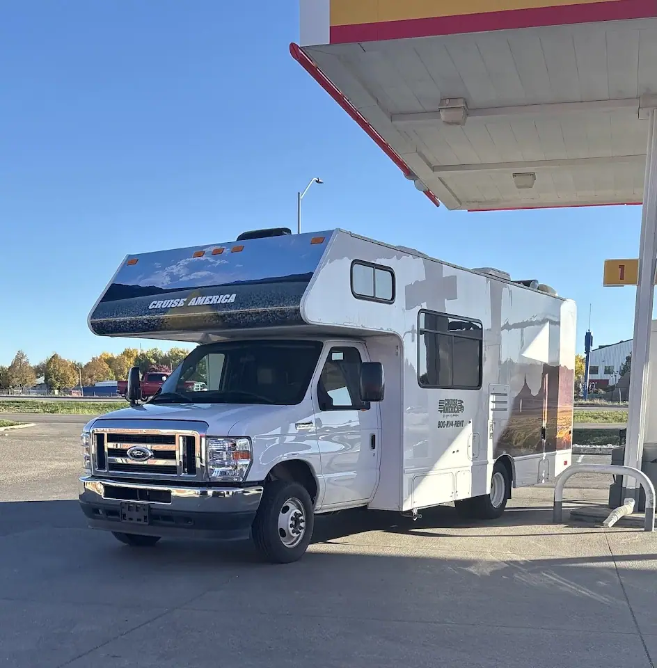 Cruise America RV Rental and Sales, RV dealers in Longmont