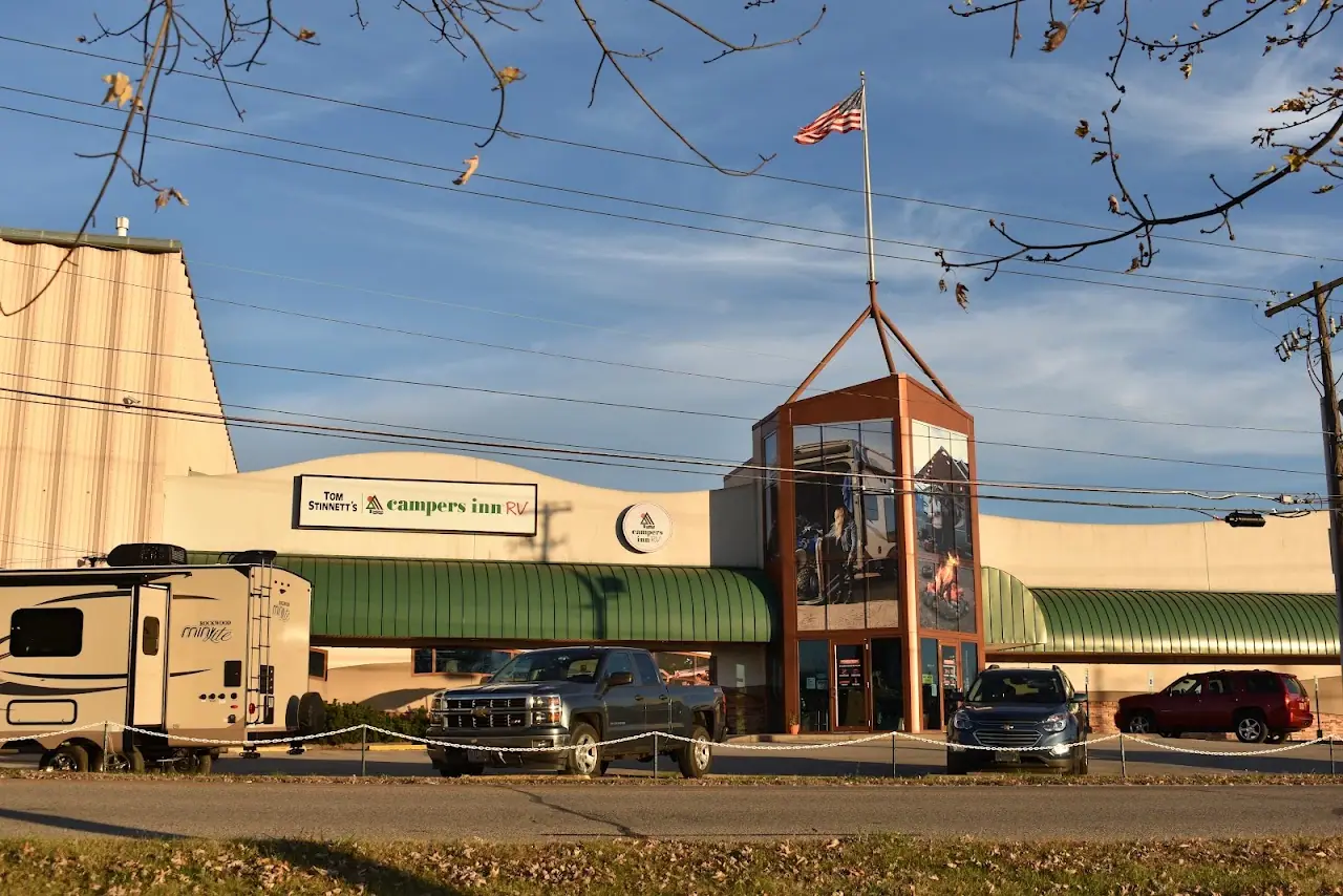 Campers Inn RV of Louisville, RV dealers in Clarksville