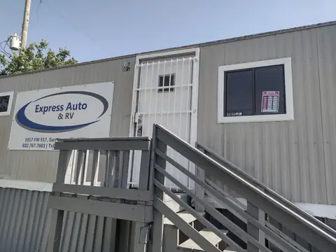 Express Auto & RV photo 2